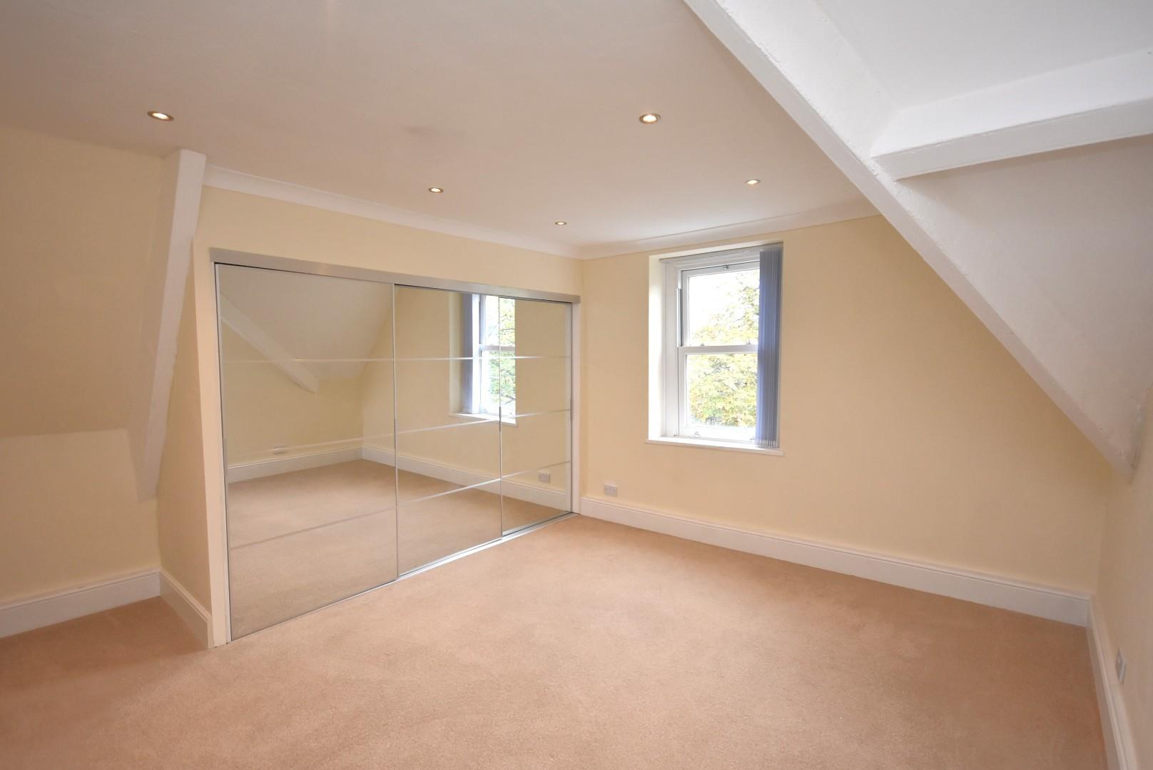 13a Victoria Road, Penarth, CF64 3EG